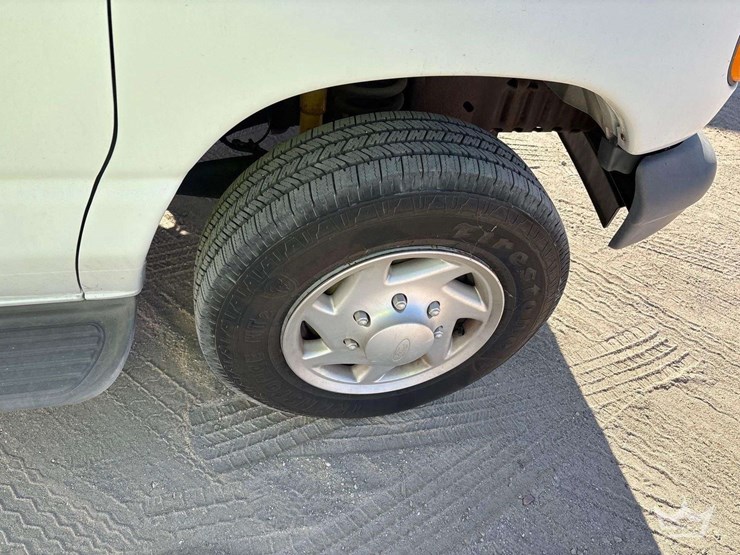 2007-ford-e350-image-22