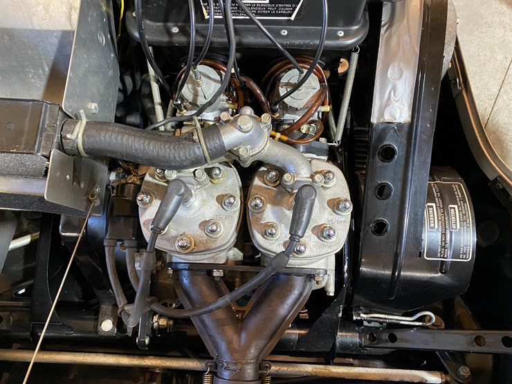 #3783-•-1980-kawasaki-440-invader-snowmobile-image-31