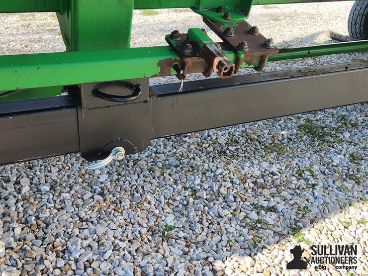 2012-john-deere-608c-image-10