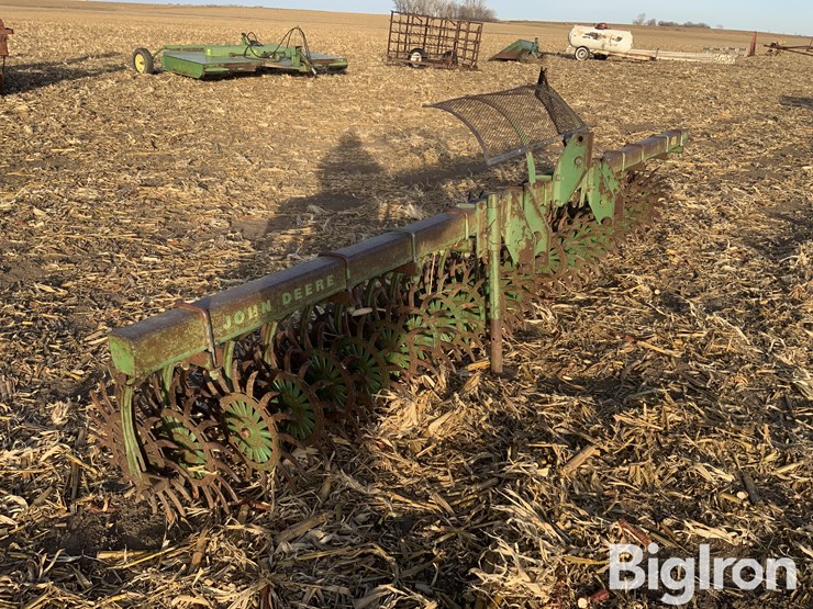 john-deere-400-image-3