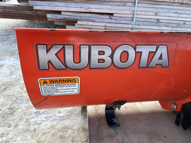 #3820-•-kubota-lawn-tractor-snowblade-attachment-image-7
