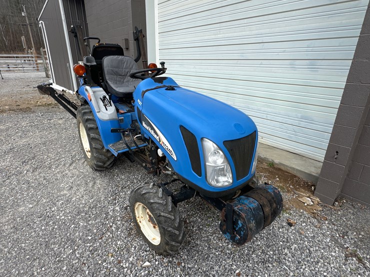 new-holland-tc24da-image-4