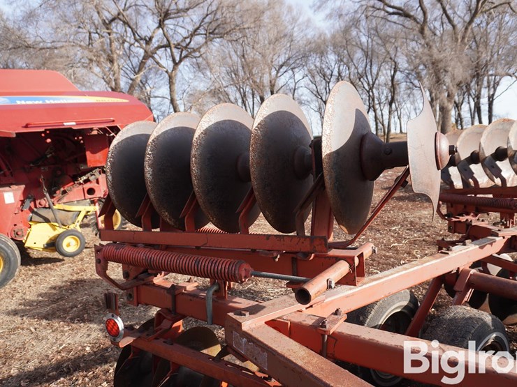 massey-ferguson-620-image-19