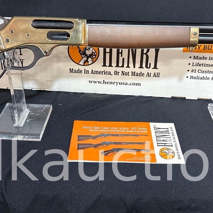 HENRY BRASS AXE .410GA SHOTGUN (SN# BAHFTL04887) (BOX)