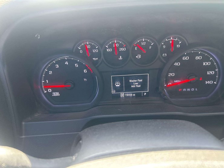 2021-chevrolet-silverado-1500-image-12