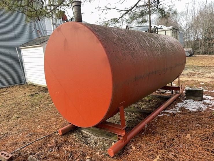 2023-2000-gal-fuel-tank-on-skids,-5-ft-x-12-ft-with-pump;-located-at-7241-roxbury-rd,-charles-city,-va,-please-call-804.837.9940-or-804.651.4404-with-questions-image-22