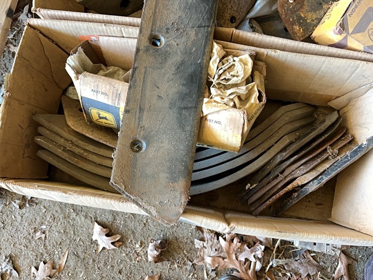 pallet-of-tillage-parts;-located-at-7241-roxbury-rd,-charles-city,-va,-call-804.837.9940-or-651.4404-with-questions-image-2