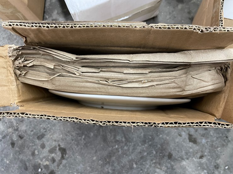 #5849-•-assorted-kitchen-items-image-9