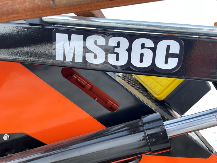 #300-•-mms-mini-skid-steer-ride-on-loader-image-11