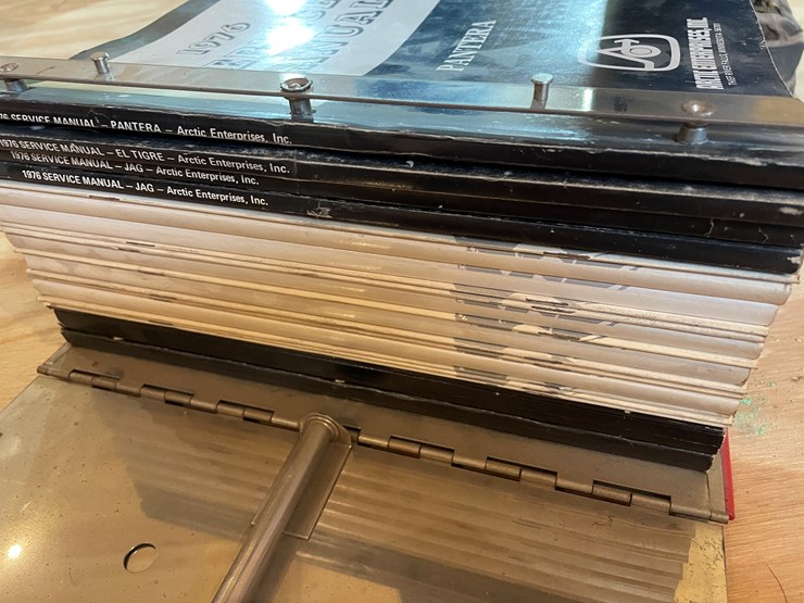 #3855-•-various-arctic-cat-service-manuals-image-3