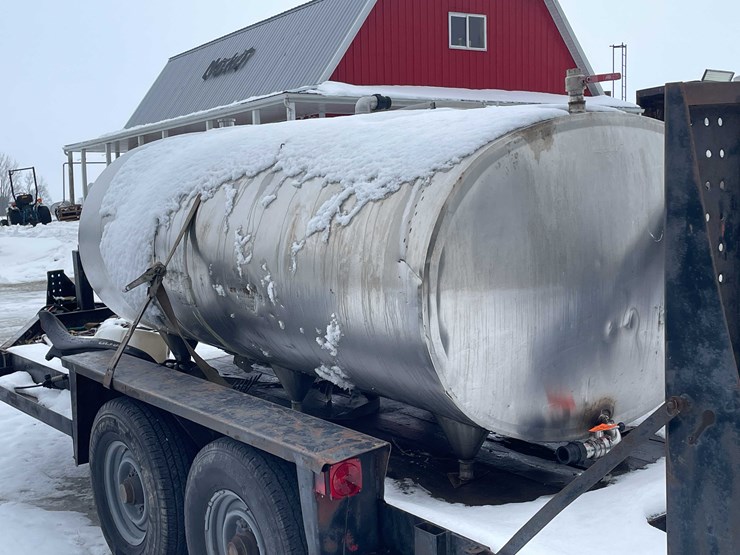 #3518-•-delaval-bulk-tank-image-3