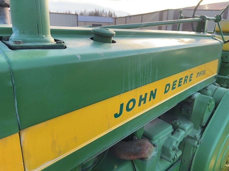 1957-john-deere-720-image-13