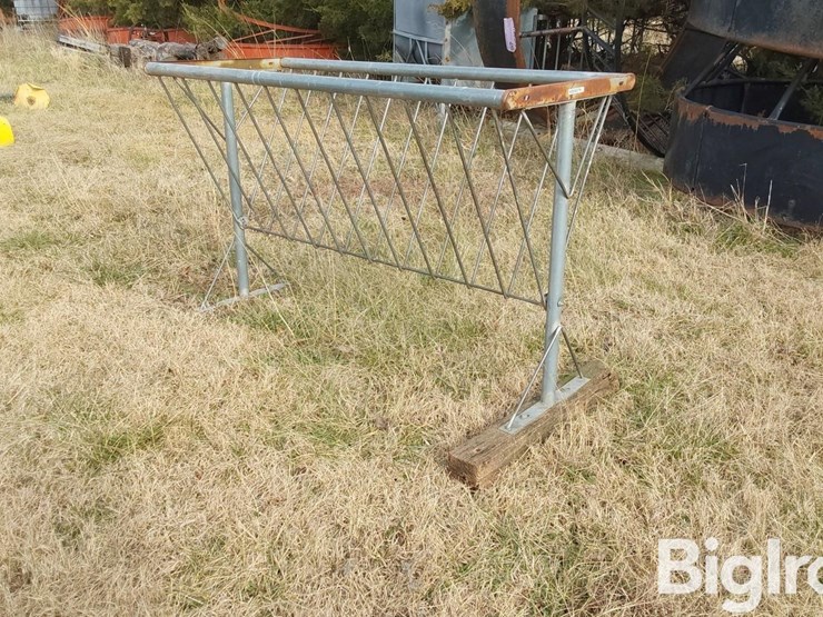 calf-/-sheep-hay-feeder-image-3