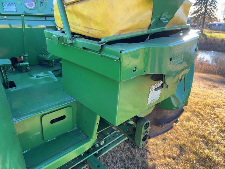 1960-john-deere-830-image-48