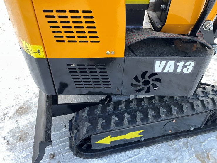 #203-•-miva-va13-mini-excavator-image-38