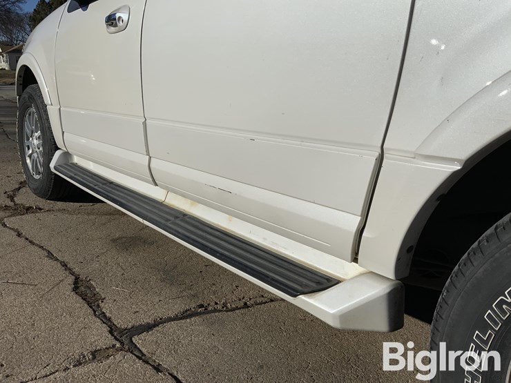 2014-ford-expedition-image-18