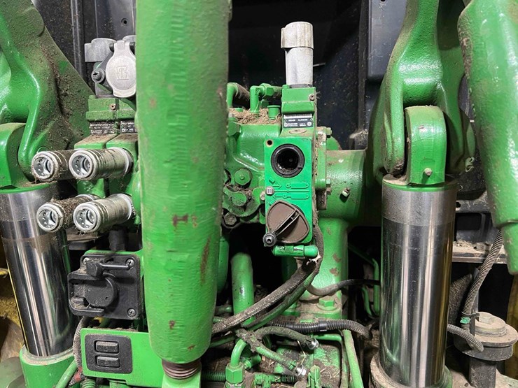 2013-john-deere-6170r-image-20