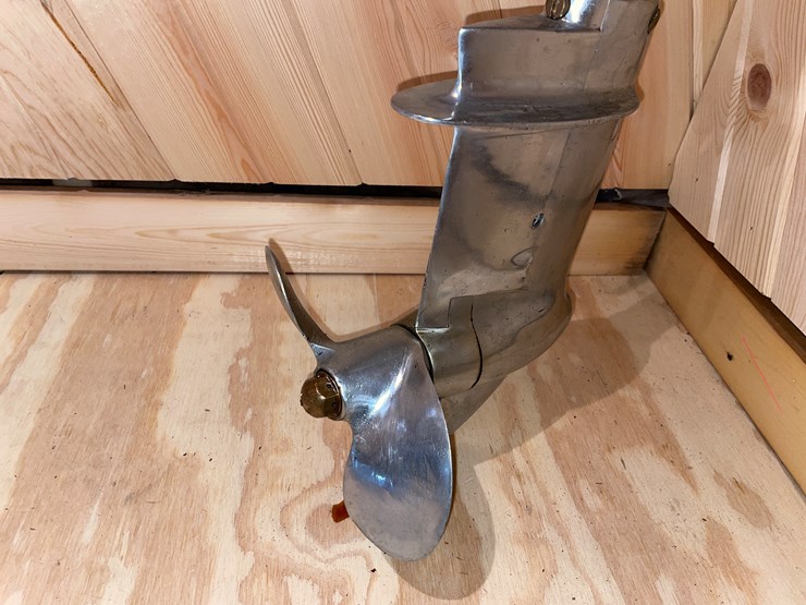 #3836-•-lockwood-vintage-outboard-boat-motor-image-7