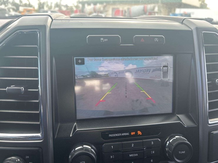 2016-ford-f150-image-19