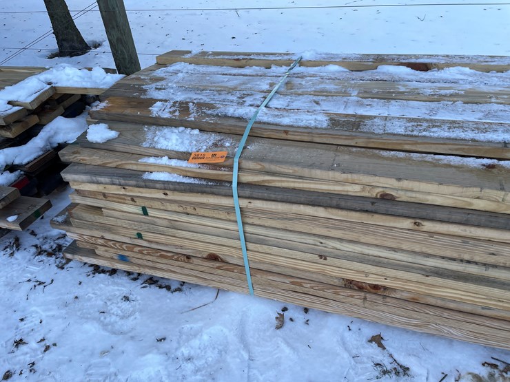 #3815-•-bundle-of-construction-grade-lumber-image-8
