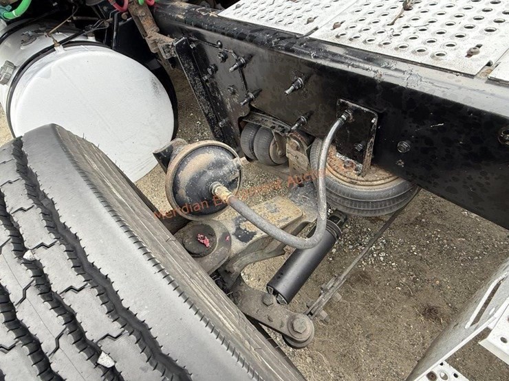 international-prostar-image-45