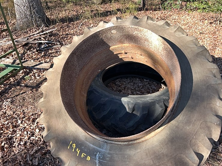 dual-wheels;located-at-7241-roxbury-rd,-charles-city,-va,-please-call-804.837.9940-or-804.651.4404-with-questions-image-2