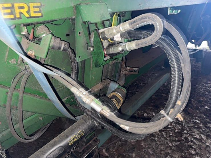 john-deere-693-image-38