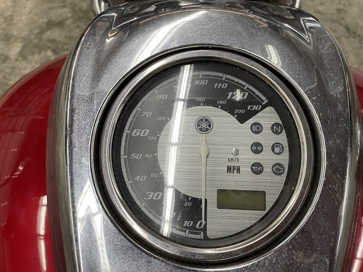 #1010-•-2011-yamaha-v-star-950-tourer-motorcycle-with-trike-kit-(has-wi-title)-image-38