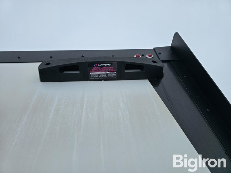 2022-ember-overland-171fb-travel-trailer-image-10