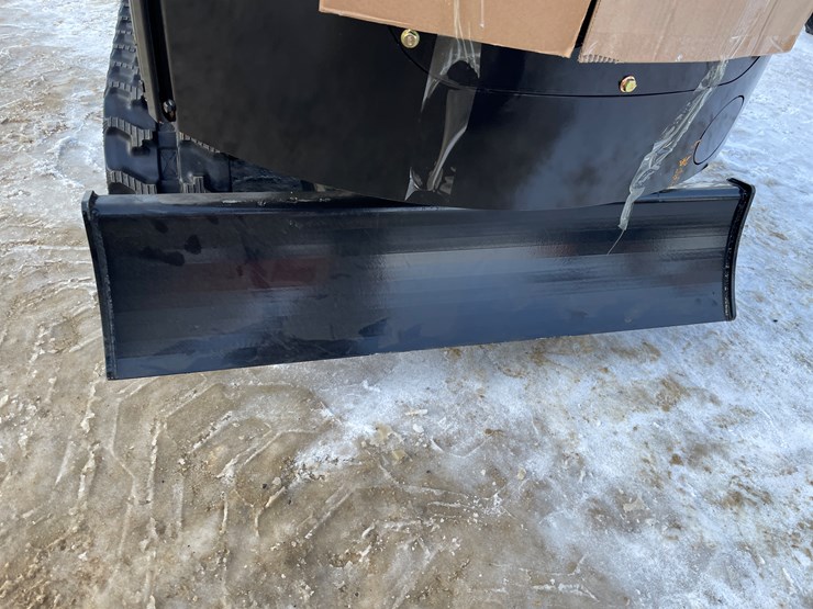 #200-•-miva-va15-mini-excavator-image-45