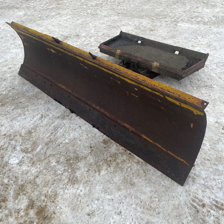 #3797 • 7'6" Meyers Plow