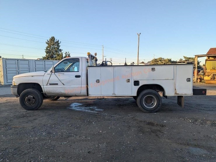 1999-dodge-ram-3500-image-7