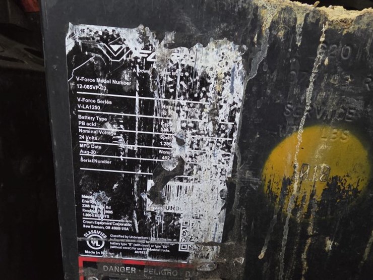 2008-crown-pe3520-60-image-4