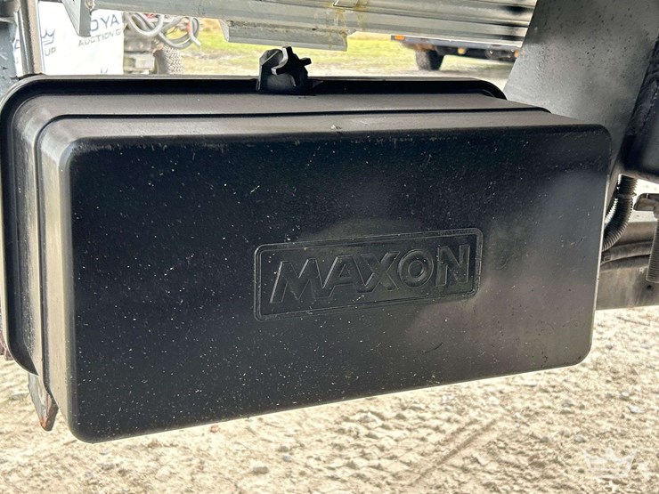 2019-international-durastar-4300-image-28