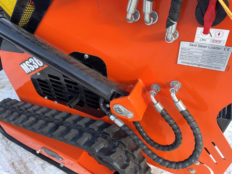 #302-•-mms-mini-skid-steer-ride-on-loader-image-20