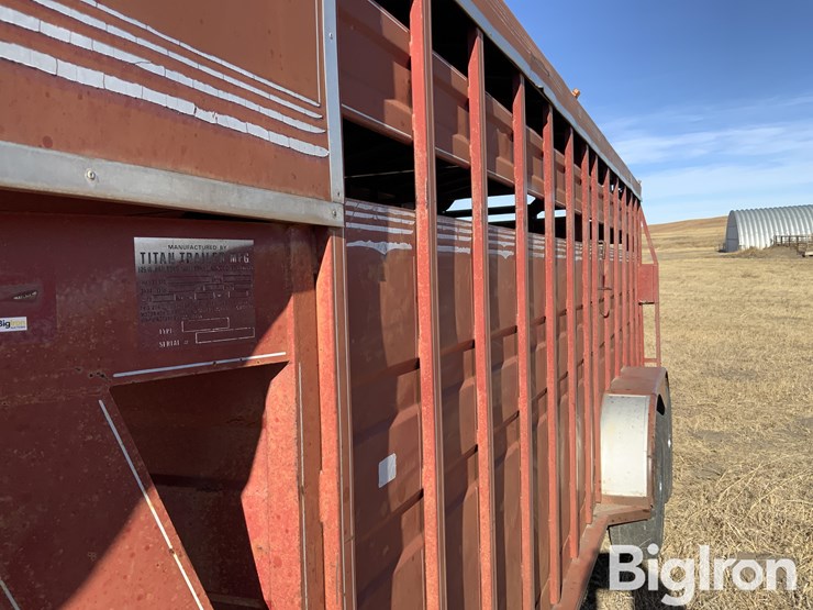 1990-titan-trailer-image-17