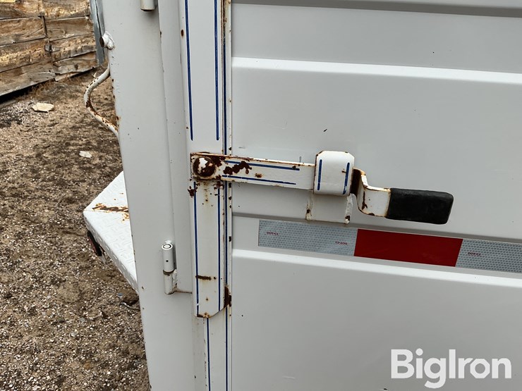 2010-titan-trailer-image-9