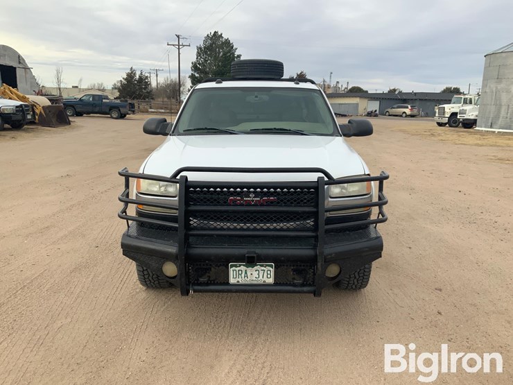 2005-gmc-sierra-2500-image-2