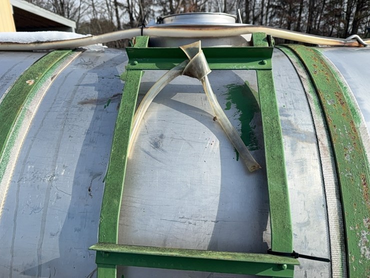 1200-gal-stainless-steel-nurse-tank;-located-at-7241-roxbury-rd,-charles-city,-va,-please-call-804.837.9940-or-804.651.4404-with-questions-image-21