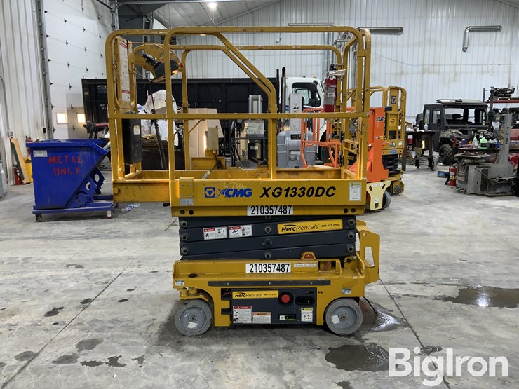 2021-xcmg-xg1330dc-electric-self-propelled-scissor-lift-image-8