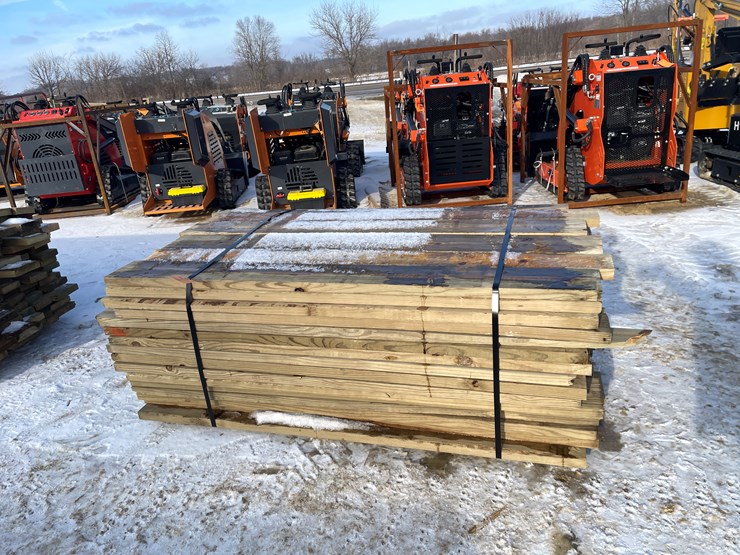 #3811-•-bundle-of-green-treated-lumber-image-2