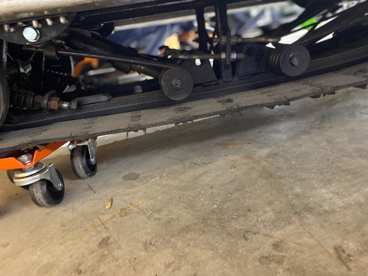 #3800-•-1970-arctic-cat-puma-634-replica-snowmobile-image-10