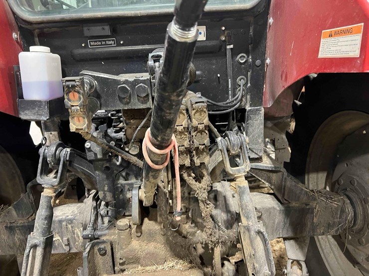 2014-case-farmall-115u-tractor-image-16