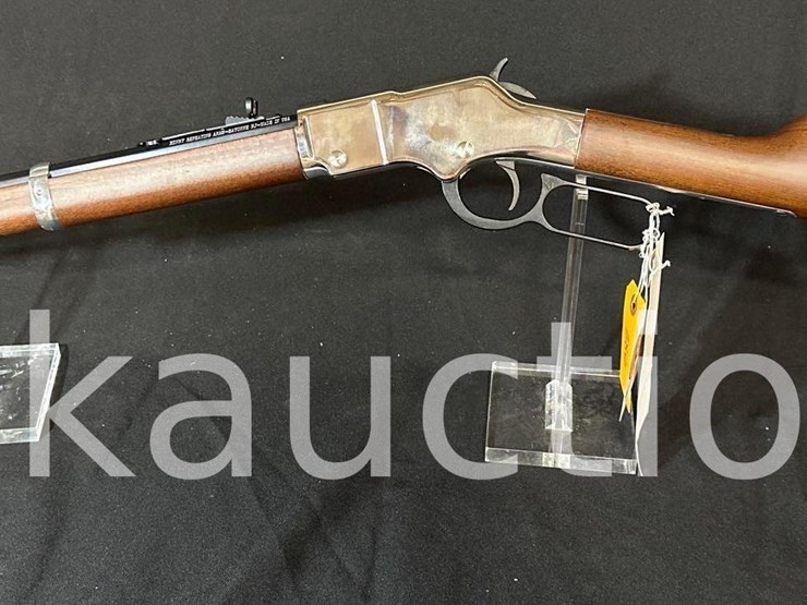 henry-silver-boy-.17hmr-rifle-(sn#-sb008930v)-(box)-image-10