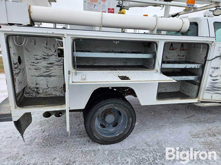 2015-ford-f550-xl-image-10