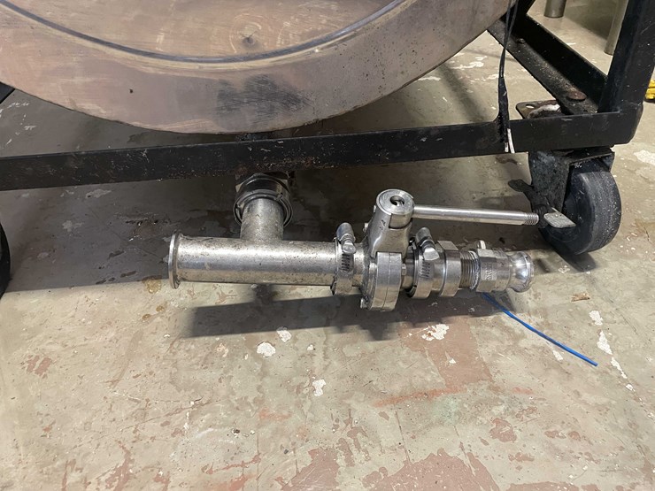 #6180-•-cdl-stainless-steel-tank-with-high-and-low-gauges-image-9