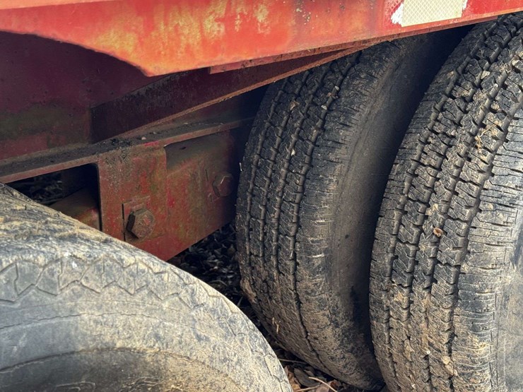 holland-formula-150-tandem-axle-w/duals-gooseneck-trailer-image-26