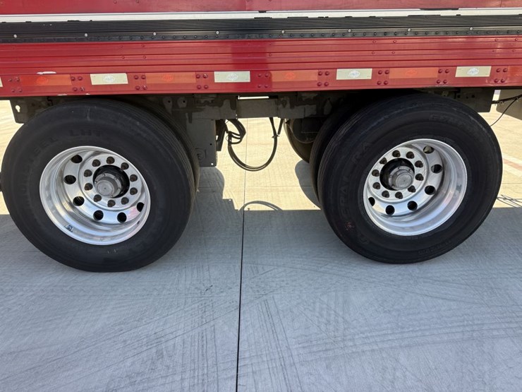 2016-utility-van-image-5