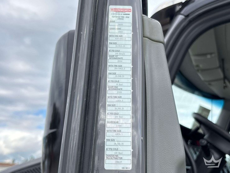 2019-kenworth-t880-image-7