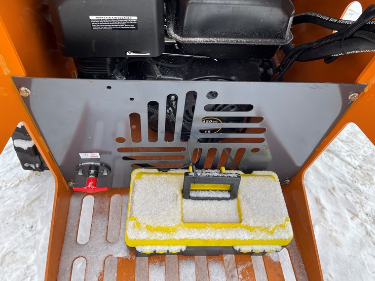 #310-•-new-land-hero-mini-skid-steer-loader-image-29